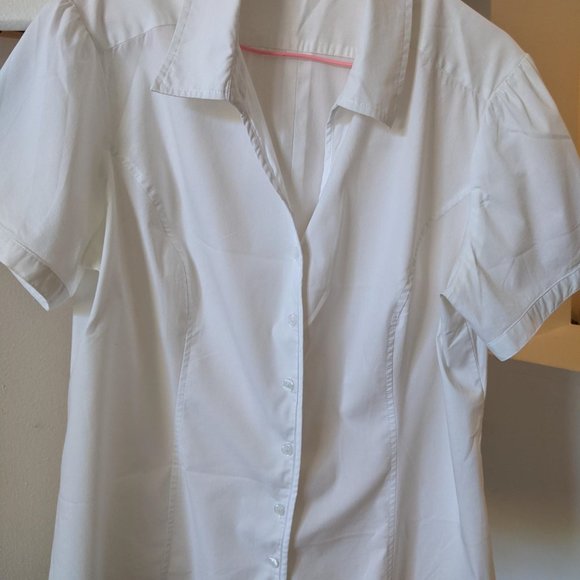 Shirts for women (All sold in 1 lot) - Picture 11 of 12